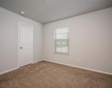 4100 Alberta Lane - Photo Thumbnail 8
