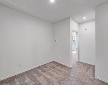 3112 Solana Circle - Photo Thumbnail 21