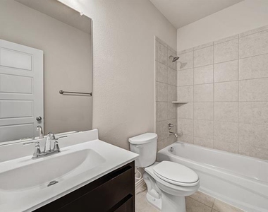 3112 Solana Circle - Photo Thumbnail 27