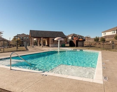 5509 Soledad Drive - Photo Thumbnail 20