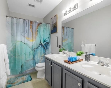 9641 Euclid Drive - Photo Thumbnail 11