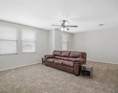 9641 Euclid Drive - Photo Thumbnail 8