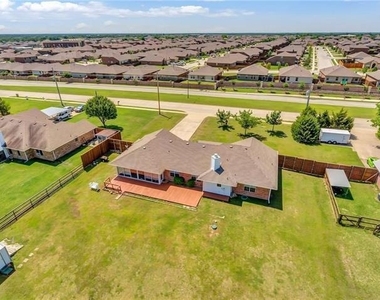 1528 Monte Carlo Boulevard - Photo Thumbnail 31