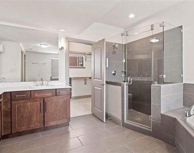 3142 Ross Avenue - Photo Thumbnail 16
