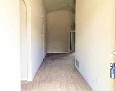 106 Old Glory Lane - Photo Thumbnail 2