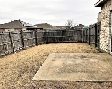 106 Old Glory Lane - Photo Thumbnail 19