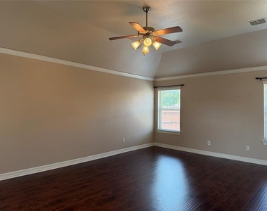 9638 Castlerock Trail - Photo Thumbnail 5