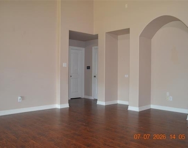 9638 Castlerock Trail - Photo Thumbnail 15