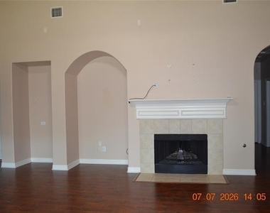9638 Castlerock Trail - Photo Thumbnail 16