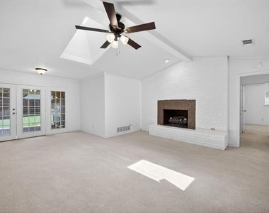 3107 Canyon Creek Drive - Photo Thumbnail 13