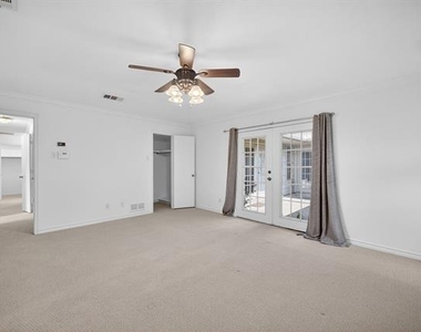 3107 Canyon Creek Drive - Photo Thumbnail 20