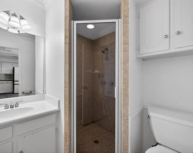 3107 Canyon Creek Drive - Photo Thumbnail 17