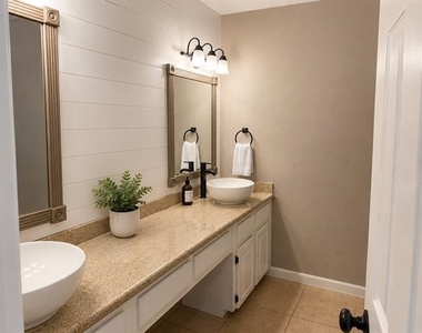 151 Chestnut Street - Photo Thumbnail 6