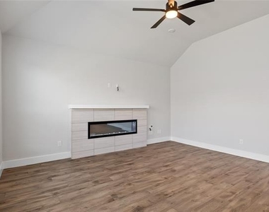 6205 Tahoe Winds Drive - Photo Thumbnail 11