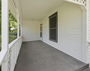411 Poindexter Avenue - Photo Thumbnail 4