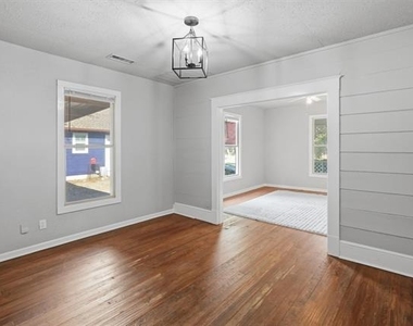 411 Poindexter Avenue - Photo Thumbnail 6