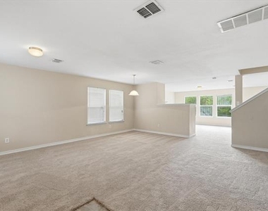 3009 Dusty Oak Drive - Photo Thumbnail 2