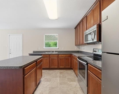 3009 Dusty Oak Drive - Photo Thumbnail 9