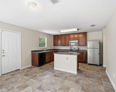 3009 Dusty Oak Drive - Photo Thumbnail 8