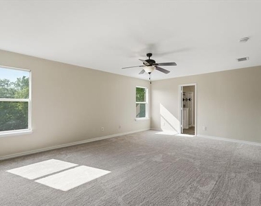 3009 Dusty Oak Drive - Photo Thumbnail 14