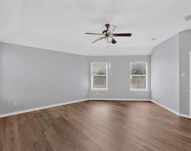 1812 Meadow Ridge Drive - Photo Thumbnail 29