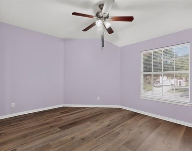 1812 Meadow Ridge Drive - Photo Thumbnail 27