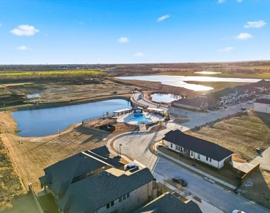 1528 Sandhill Lane - Photo Thumbnail 34