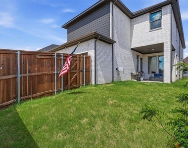 1528 Sandhill Lane - Photo Thumbnail 30