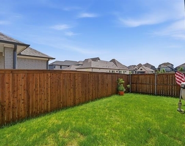 1528 Sandhill Lane - Photo Thumbnail 31