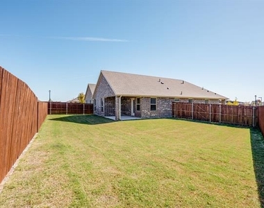 649 Lightheart Lane - Photo Thumbnail 17