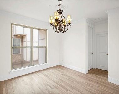 4144 Grassmere Lane - Photo Thumbnail 7