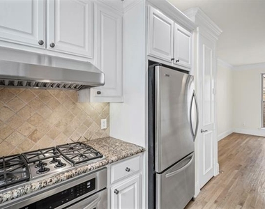 4144 Grassmere Lane - Photo Thumbnail 9