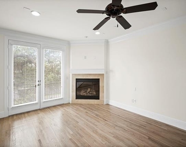4144 Grassmere Lane - Photo Thumbnail 2