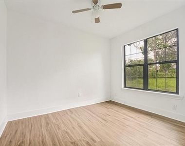 616 Leyenda Drive - Photo Thumbnail 13