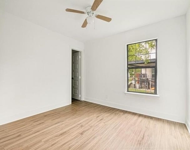 616 Leyenda Drive - Photo Thumbnail 9