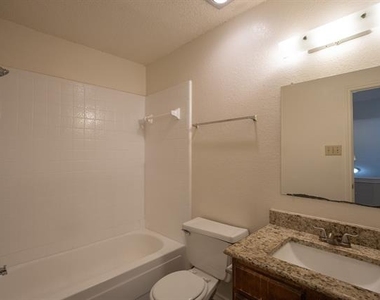 2140 Norcross Drive - Photo Thumbnail 8