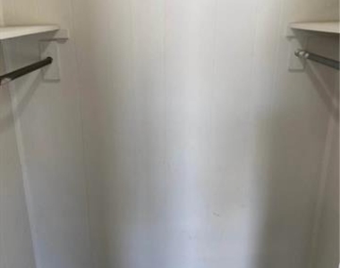 1613 Park Street - Photo Thumbnail 8