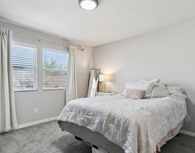 5816 Grayson Street Street - Photo Thumbnail 8