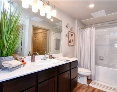 4800 W Illinois Avenue - Photo Thumbnail 2