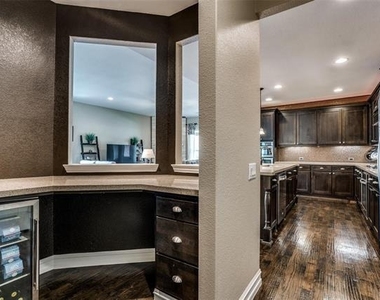 3705 Panama Cove - Photo Thumbnail 7