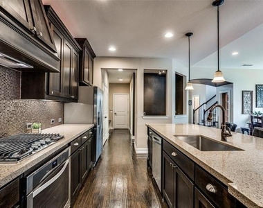 3705 Panama Cove - Photo Thumbnail 5