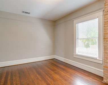 1630 Mistletoe Boulevard - Photo Thumbnail 20