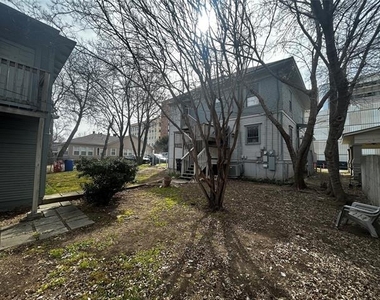 1630 Mistletoe Boulevard - Photo Thumbnail 14