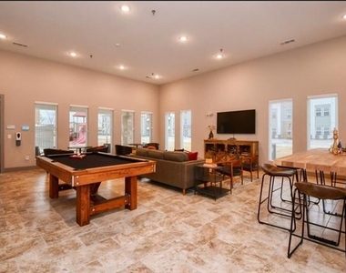 4800 W Illinois Avenue - Photo Thumbnail 8