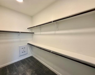 7450 Coronado Avenue - Photo Thumbnail 9