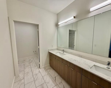 7450 Coronado Avenue - Photo Thumbnail 13
