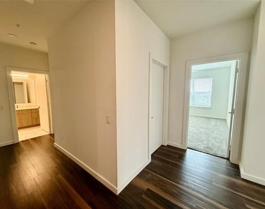 7450 Coronado Avenue - Photo Thumbnail 5