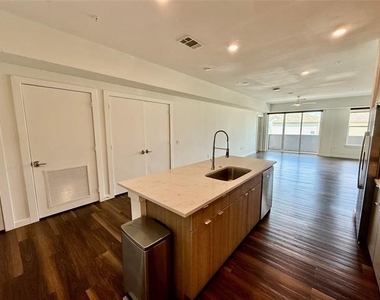 7450 Coronado Avenue - Photo Thumbnail 3