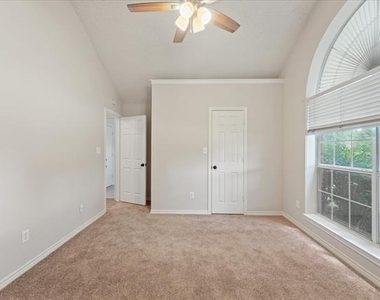 11900 Port Road - Photo Thumbnail 12