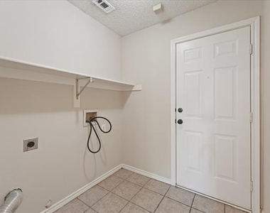 11900 Port Road - Photo Thumbnail 19
